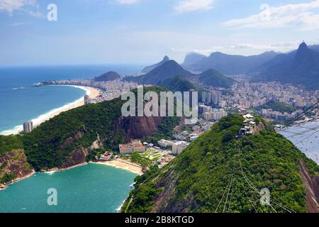 Luftbild der Copacabana und Corcovado - Rio de Janeiro Brasilien Stockfoto