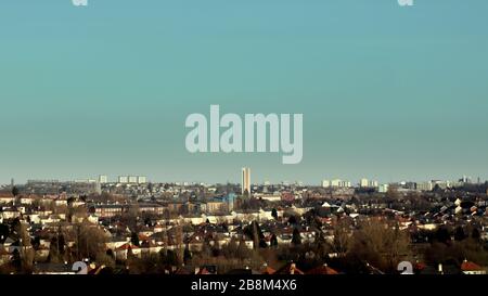 Glasgow, Schottland, Großbritannien, 22. März 2020: Großbritannien Wetter: Sonnige Frühlingswetter über dem Westende der Stadt im Gegensatz zu den Zeiten. Copywrite Gerard Ferry/Alamy Live News Stockfoto