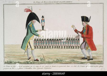 DER PRINZ VON HESSEN-CASSEL, DER SEINE KLEINEN GESCHÄFTE MACHT, BIETET DEM KÖNIG VON ENGLAND DIE PROBE EINES REGIMENTSINFANTERISTEN "Le Prince de Hesse-Cassel faisant son petit commerce ... schlagen au roi d'Angleterre l'échantillon d'un Régiment d'infanterie". Estampe anonyme. Paris, musée Carnavalet. Stockfoto