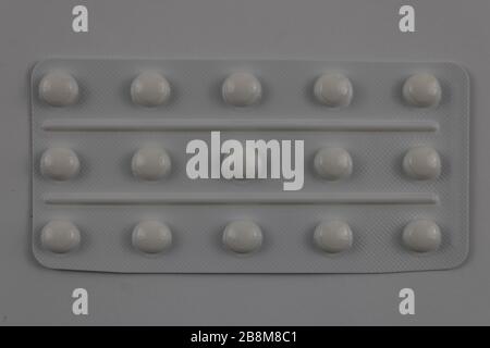 Tablette mit Pillen. Fotografie von Arzneimitteln Stockfoto
