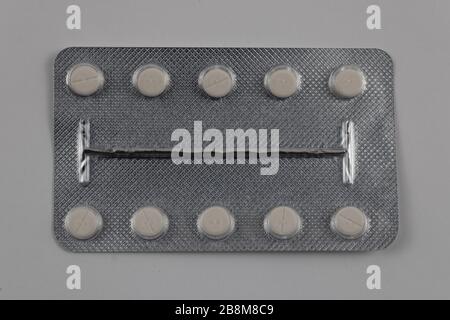 Tablette mit Pillen. Fotografie von Arzneimitteln Stockfoto