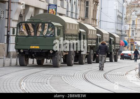 Erdbeben im Zentrum von Zagreb, Straße Praska, kroatische Armee hilft nach dem Erdbeben am 22. März 2020, die Stadt zu säubern. Stockfoto