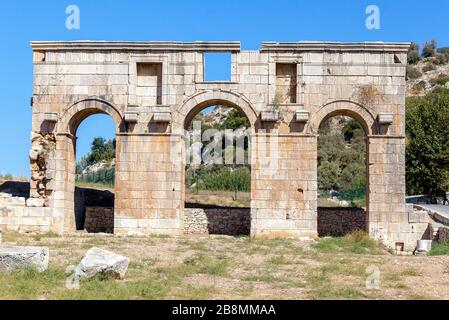 Altes Stadttor in Patara. Stockfoto