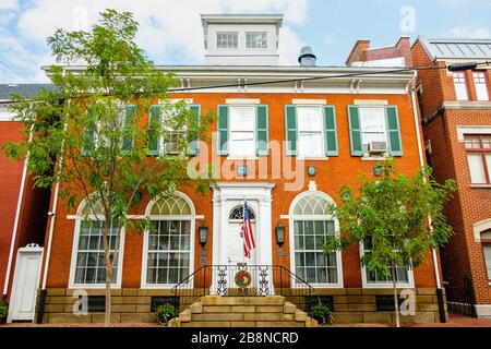 Mutual Benefit Group. Huntingdon Savings and Loan Association Building, 409 Penn Street, Huntingdon, PA Stockfoto