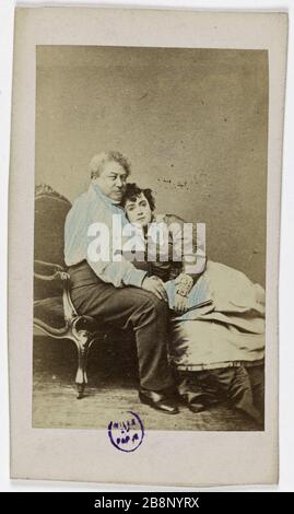 Porträt von Alexandre Dumas (Vater) (1803-1870) (Romanautor) und Adah Menken Portrait d'Alexandre Dumas (Père) (1803-1870), (romancier) et Adah Menken. Carte de visite (recto). Tirage sur Papier Albuminé. Avant 1870. Paris, musée Carnavalet. Stockfoto