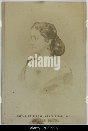 Vertical Patti Adelina (Adela Juana Maria, genannt) (1843-1919) (Opernsängerin) Portrait d'Adelina Patti (1843-1919), Chanteuse lyrique. Carte de visite (recto). Photographie de A. Helm. Tirage sur Papier Albuminé, 1860-1890. Paris, musée Carnavalet. Stockfoto