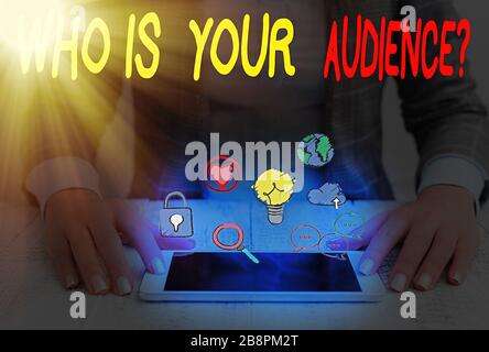 Konzeptionelle Handschrift zeigt, wer ist Ihr Publikum. Begriff Sinne wer beobachtet oder Abhören Stockfoto