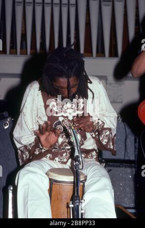 ANN ARBOR - 18. SEPTEMBER: Jamaikanischer Sänger, Songwriter und Reggae-Musiker, Peter Tosh (1944-1987) tritt im Hill Auditorium vom 18. September 1981 in Ann Arbor, Michigan auf. Kredit: Ross Marino Archiv / MediaPunch Stockfoto