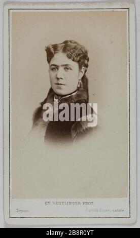 Porträt von Leonie Baron (geborene Boudin), (Schauspielerin) Charles Reutlinger (1816-1880). Portrait de Léonie Baron (née Boudin), (actrice). Carte de visite (recto). Tirage sur Papier Albuminé. 1860-1870. Paris, musée Carnavalet. Stockfoto