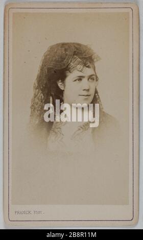 Porträt von Leonie Baron (geborene Boudin), (Schauspielerin) Franck (François Gobinet de Villechole, dit). Portrait de Léonie Baron (née Boudin), (actrice). Carte de visite (recto). Tirage sur Papier Albuminé. 1860-1870. Paris, musée Carnavalet. Stockfoto