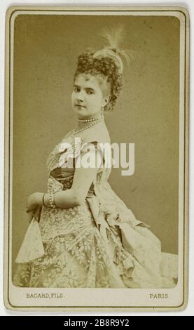 Portrait Gouvion White (Schauspielerin) Portrait de Gouvion Blanche, actrice. Carte de visite (recto). Photographie de Bacard Fils (Paul Bacard, dit). Tirage sur Papier Albuminé. 1860-1890. Paris, musée Carnavalet. Stockfoto