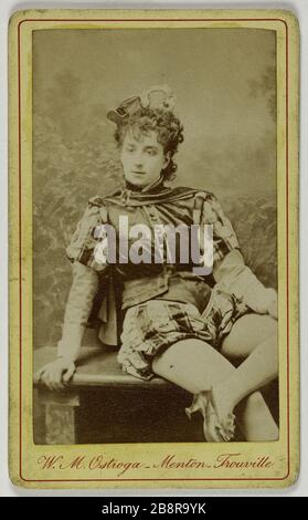 Portrait Gouvion White (Schauspielerin) Portrait de Gouvion Blanche, actrice. Carte de visite (recto). Photographie de Valérien M. Ostroga. Tirage sur Papier Albuminé. 1860-1890. Paris, musée Carnavalet. Stockfoto