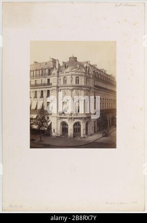 Theater du Vaudeville, 9. Bezirk façade du théâtre du Vaudeville. Paris (XIXème arr.). Photographie de Charles Marville (13-1879). Im Jahre 1868. Paris, musée Carnavalet. Stockfoto