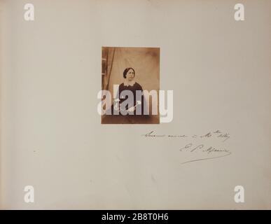 ALBUM ALLIX, 1855-1860, FRAU PAUL MEURICE MIT WIDMUNG "EIN MISS FREUNDLICHES ALLIX 'Album Allix, 1855-1860', Madame Paul Meurice avec dédicace 'Souvenir amical à Melle Allix'. 1853-1855. Photographie de Auguste Vacquerie et Charles Hugo. Paris, Maison de Victor Hugo. Stockfoto