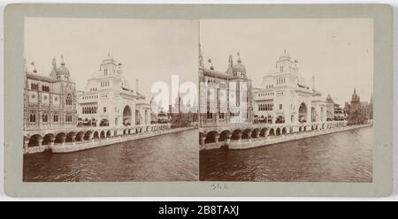 Universalausstellung von 1900: Blick auf den Teil der Straße der Nationen, am linken Ufer der seine (Quai d'Orsay), 7. Bezirk, Paris. Exposition Universelle de 1900. Perspective de la partie est de la rue des Nations, sur la rive gauche de la seine (quai d'Orsay), Paris (VIIème arr.). Photographie anonyme. Vue stéréoscopique, gélatino-chlorure d'argent (Aristotyp). 1900. Paris, musée Carnavalet. Stockfoto