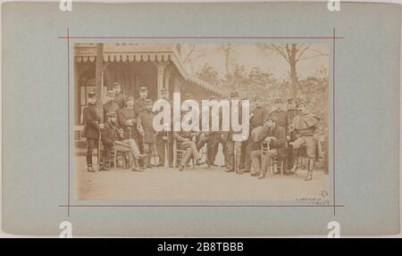 Verteidigung von Paris 1870-1871: Nationalgarde. Gruppenporträt der Soldaten Défense de Paris 1870-1871: Garde Nationale. Portrait de groupe de soldats. Photographie de Disdéri (1819-1889). Papieralbuminé. 1870. Paris, musée Carnavalet. Stockfoto