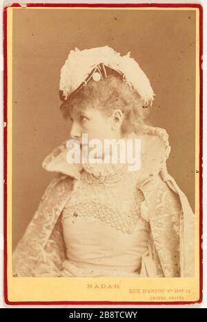 Porträt von Rosine Bernard, genannt Sarah Bernhardt (1844-1923), Schauspielerin (Hernani, Act IV, Dona soll) Atelier Nadar. "Portrait de Rosine Bernard, dite Sarah Bernhardt (1844-1923), actrice (Hernani, acte IV, dona soll)". Tirage sur Papier Albuminé. Paris, musée Carnavalet. Stockfoto