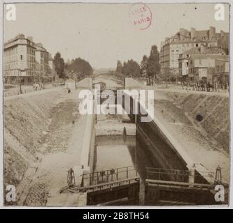 Bastille (Platz) gegen 1856. Der Canal Saint-Martin, 10. Bezirk, Paris. Le Canal Saint-Martin, Paris (Xème arr.). Photographie anonyme. Vue einzigartige tirée sur Papier Albuminé. Vers 1855-1865. Paris, musée Carnavalet. Stockfoto