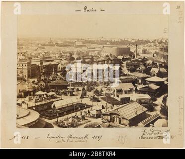 Blick auf die Universalausstellung von 1867, von der Militärschule, 7. Pariser Bezirk. Paris. Expo (zur Militärschule) Vue de l'Exposition Universelle de 1867, depuis l'Ecole Militaire, Paris (VIIème arr.). Photographie d'Edouard Dontenville ou Dontenvill. Tirage sur Papier Albuminé. Paris, musée Carnavalet. Stockfoto