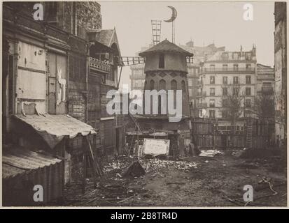 Fire Moulin Rouge, 88 Boulevard de Clichy, ca. 1905 Incendie du Moulin Rouge, 88 Boulevard de Clichy. Paris (IXème arr.). Photographie anonyme. Tirage au gélatino-bromure d'argent. Vers 1905. Paris, musée Carnavalet. Stockfoto