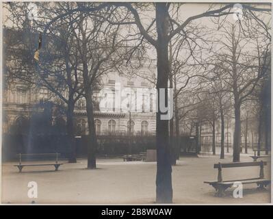 Star's Plaza. Place de l'Etoile, 8., 16. Und 17. Verwaltungs-Verwaltungsstelle, Paris Place de l'Etoile, Paris. Photographie anonyme. Tirage au gélatino-bromure d'argent. Paris, musée Carnavalet. Stockfoto