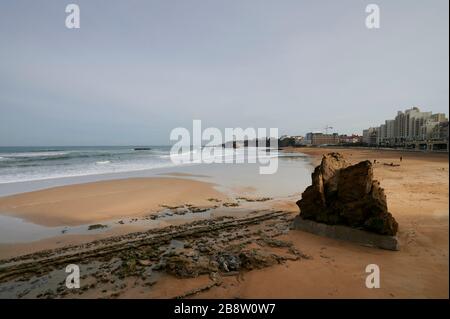 Der Strand Grande Plage mit dem Casino Municipal, Biarritz, Baskenland, Südfrankreich, Frankreich, Europa Stockfoto