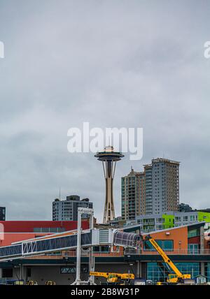 SEATTLE, Washington - Juli 2, 2019: Protokollierung war Seattle's erste große Industrie, aber das ist seit langem durch die Schifffahrt, Tourismus, Technik ersetzt worden, und Stockfoto