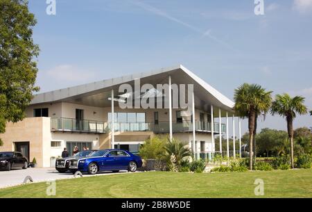 A Rolls Royce Ghost Series 2 aus dem Jahr 2014. Stockfoto