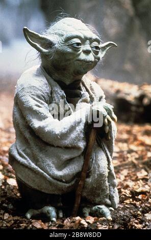 DAS IMPERIUM SCHLÄGT 1980 Lucasfilm/20th Century Fox Produktion mit dem Jedi-Meister Yoda ZURÜCK Stockfoto