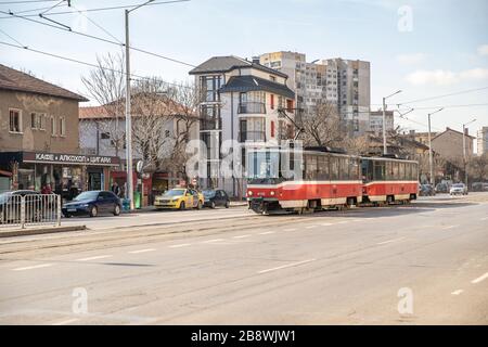 Sofie - 29. Februar 2020: Straße der Hauptstadt Bulgariens Stockfoto