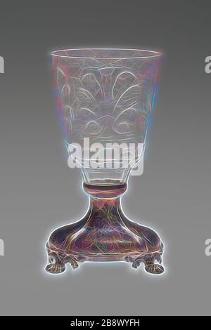 Goblet, c 1745 (Glas), 1850 (Halterung), Deutschland, zugeschrieben Christopher Gottfried Schneider (Deutsch, frühes 18. Jahrhundert), Böhmen, Glas mit silbernem Sockel, 16,5 × 8,3 cm (6 1/2 × 3 1/4 Zoll), von Gibon neu vorgestellt, Design von warmfröhlichem Leuchten von Helligkeit und Lichtstrahlen. Klassische Kunst mit moderner Note neu erfunden. Fotografie, inspiriert vom Futurismus, die dynamische Energie moderner Technologie, Bewegung, Geschwindigkeit und Kultur revolutionieren. Stockfoto