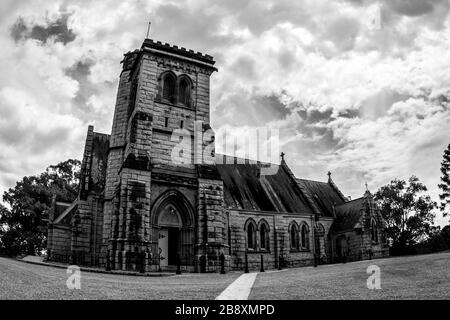 Alte Stein alten katholischen Kirche in Australien. Schwarz/Weiß-Bild Stockfoto