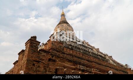 Die Schwesandaw-Pagode Bagan Myanmar überragte mit einem zylindrischen Stupa. Stockfoto