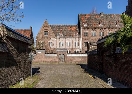 Gent, Belgien - 22. März 2020: Die heilige Elisabeth Beginenhof oder Groot Begijnhof ist UNESCO-Weltkulturerbe Stockfoto