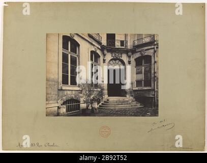 Haus 863 Rue Charlot. / Hotel Mascrani. Perron im Innenhof des Hotels Mascrani, 83 rue Charlot 3. Bezirk, Paris Barry, Jean. Maison 863 Rue Charlot. / Hôtel Mascrani. "Perron dans la cour intérieure de l'hôtel Mascrani, 83 rue Charlot, 3ème arronoire, Paris". En 1903-05-1903-05. Paris, musée Carnavalet. Stockfoto