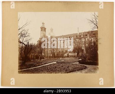 Blick auf die Kirche St. Joseph Carmelite und das Karmeliter-Seminar, 6. Bezirk, Paris Vue extérieure de l'église Saint-Joseph-des Carmes et du séminaire des Carmes. Paris (VIème arr.). Photographie anonyme. Paris, musée Carnavalet. Paris, musée Carnavalet. Stockfoto