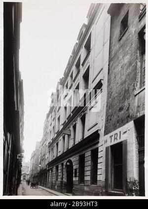 16 r. Gärten St. Paul. Hotel, 16 rue Jardins St. Paul, 4. Bezirk, Paris. "Hôtel, 16 rue Jardins-Saint-Paul, Paris (IVème arr.)". Photographie d'Albert Cayeux. Tirage au gélatinobromure d'argent. Entre 1941 und 1943. Paris, musée Carnavalet. Stockfoto