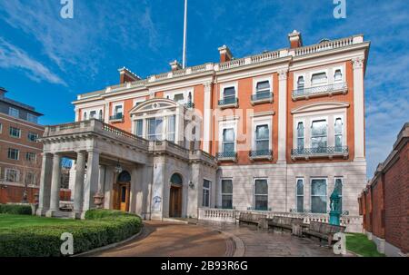 AUSSENGEBÄUDE IN LONDON, IN DEM SICH DIE WALLACE-KOLLEKTION AUF DEM MANCHESTER SQUARE BEFINDET Stockfoto