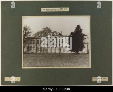 Frühere Häuser im neunzehnten Jahrhundert / im Departement seine, außerhalb der Befestigungen / Vitry / Schlossfassade am Park. Vue de la façade du Château de Vitry sur le Parc. "Les Maisons antérieures au XIXème siècle / situées dans le département de la seine, en dehors des befestigungs / Vitry / Le château la façade sur le parc". 1907-04. Photographie de Séeberger Frères. 1907-04. Paris, musée Carnavalet. Stockfoto