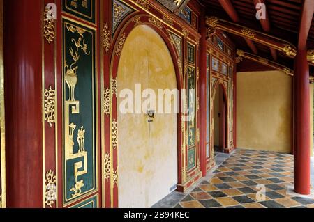 Hien Duc Tor am Minh Mang Royal Grab, Hue, Vietnam Stockfoto