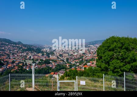 Arial Blick auf die Stadt Sarajevo Stockfoto