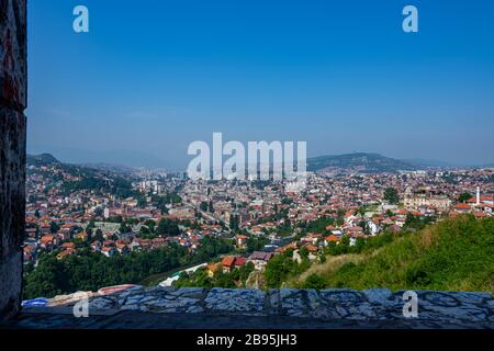 Arial Blick auf die Stadt Sarajevo Stockfoto