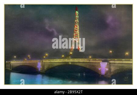 1900er EIFFELTURM CITROEN Vintage Historisches Postkarte Eiffelturm bei Nacht, mit Citroën Werbung, 1925 Paris France das Pariser Automobilunternehmen nutzte das Pariser Wahrzeichen, um für fast ein Jahrzehnt ihre Marke zu werben, wobei 250.000 Leuchten am Turm befestigt waren. Es war die weltweit größte Werbung Stockfoto