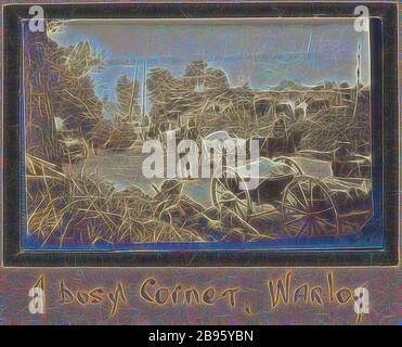 Foto - 'A Busy Corner, Warloy', Frankreich, Sergeant John Lord, World war I, 1916-1917, Schwarz-Weiß-Fotoprint, der eine 'Busy Corner' in Warloy-Baillon, Frankreich, darstellt., neu gestaltet von Gibon, Design von warmen fröhlich glühen von Helligkeit und Lichtstrahlen Ausstrahlung. Klassische Kunst neu erfunden mit einem modernen Twist. Fotografie inspiriert von Futurismus, umarmt dynamische Energie der modernen Technologie, Bewegung, Geschwindigkeit und Kultur revolutionieren. Stockfoto