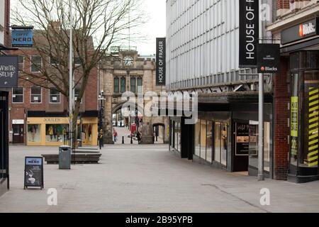 Lincoln High Street, abgebildet am Beginn der Sperre während der Coronavirus Covid 19 Pandemie Stockfoto