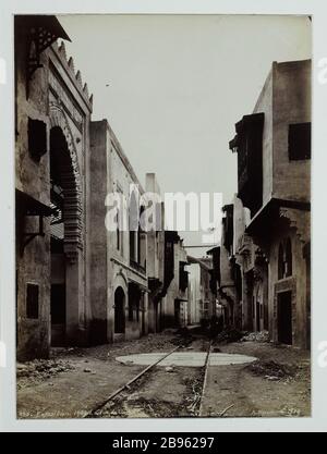 UNIVERSALAUSSTELLUNG VON 1889: DIE STRASSEN DER KAIROER 'Ausstellung Universelle de 1889 - la rue du Caire'. Photographie d'Alfred Normand. Paris, musée Carnavalet. Stockfoto