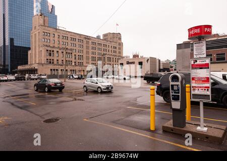 Am 23. März 2020 befindet sich im Zentrum von London, ont, ein Parkplatz. Stockfoto