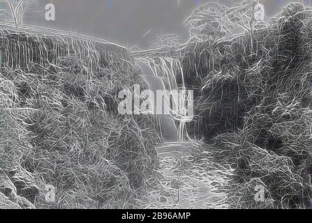 Negativ - Lal Lal Falls, Victoria, 30. September 1896, Wasserfall am Lal Lal Creek., von Gibon neu vorgestellt, Design von warmem, fröhlichem Leuchten von Helligkeit und Lichtstrahlen. Klassische Kunst mit moderner Note neu erfunden. Fotografie, inspiriert vom Futurismus, die dynamische Energie moderner Technologie, Bewegung, Geschwindigkeit und Kultur revolutionieren. Stockfoto