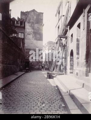 PRIESTERS RUE ST SEVERIN Rue des Prêtres Saint-Séverin. Paris (Vème-Bezirk), 1912. Photographie d'Eugène Atget (1857-1927). Paris, musée Carnavalet. Stockfoto