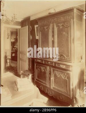 IM INNEREN VON MADAME BOULEVARD DU PORT ROYAL 'Intérieur de Madame D, petite rentière, Boulevard du Port-Royal', Paris (Vème arr.), 1910. Photographie d'Eugène Atget (1857-1927). Paris, musée Carnavalet. Stockfoto